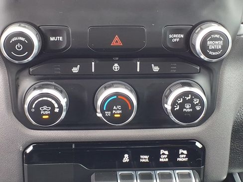 Used 2023 RAM 1500 Big Horn AWD/4WD image 7