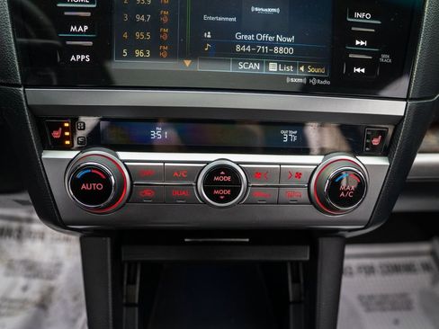 Used 2015 Subaru Outback 2.5i Limited image 22