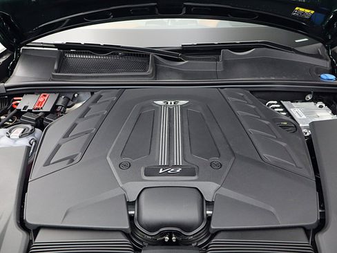 New 2025 Bentley Bentayga Extended Wheelbase image 24