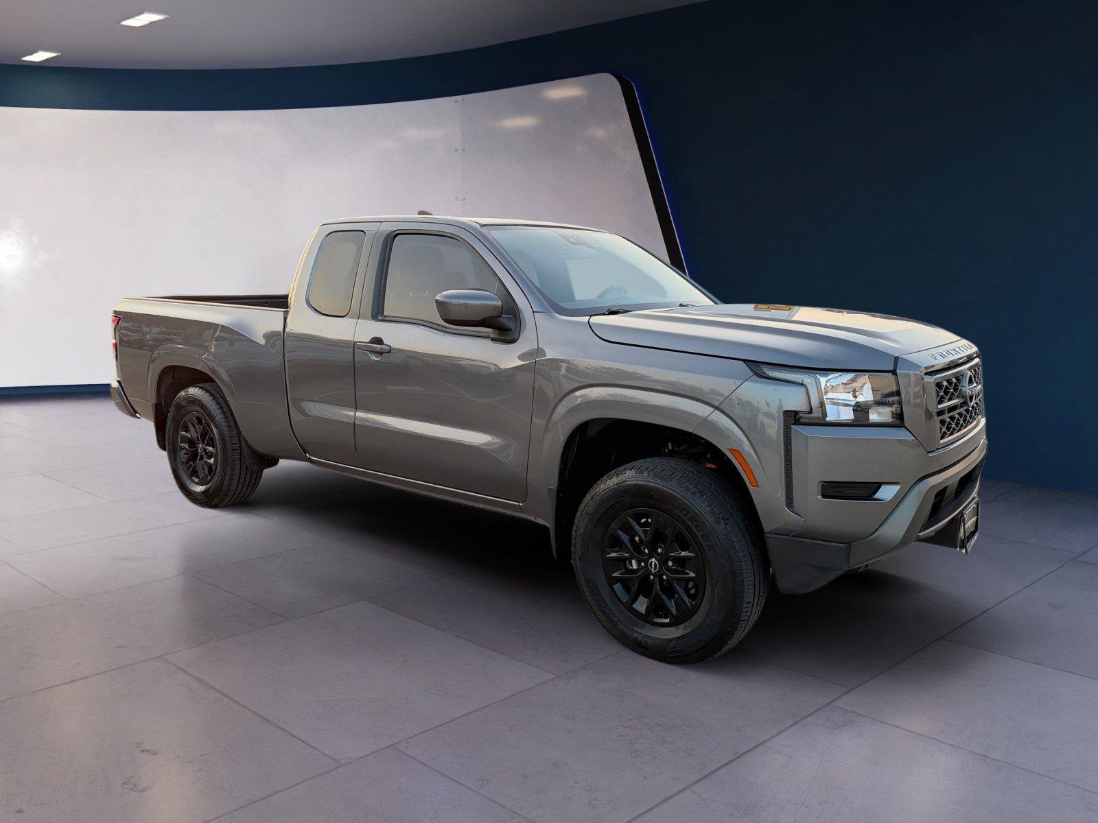 Used 2024 Nissan Frontier SV w/ Technology Package RWD image 7