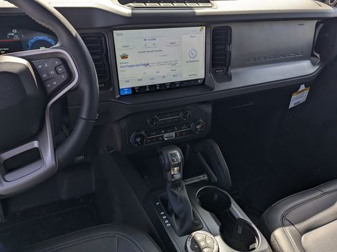 New 2025 Ford Bronco Badlands w/ Sasquatch Package image 10