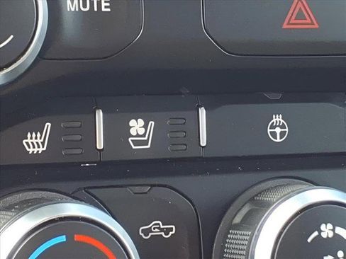 Used 2022 RAM 1500 Laramie image 16