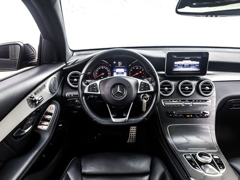 Used 2019 Mercedes-Benz GLC 300 GLC 300 4MATIC Coupe image 5