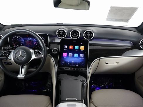 Certified 2026 Mercedes-Benz GLC 300 image 8
