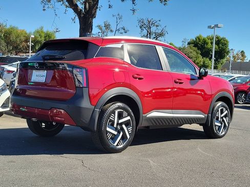 New 2026 Nissan Kicks SV w/ Illumination Package FWD image 2