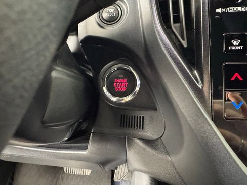 Used 2025 Subaru Forester Premium w/ Convenience Package #1 image 18