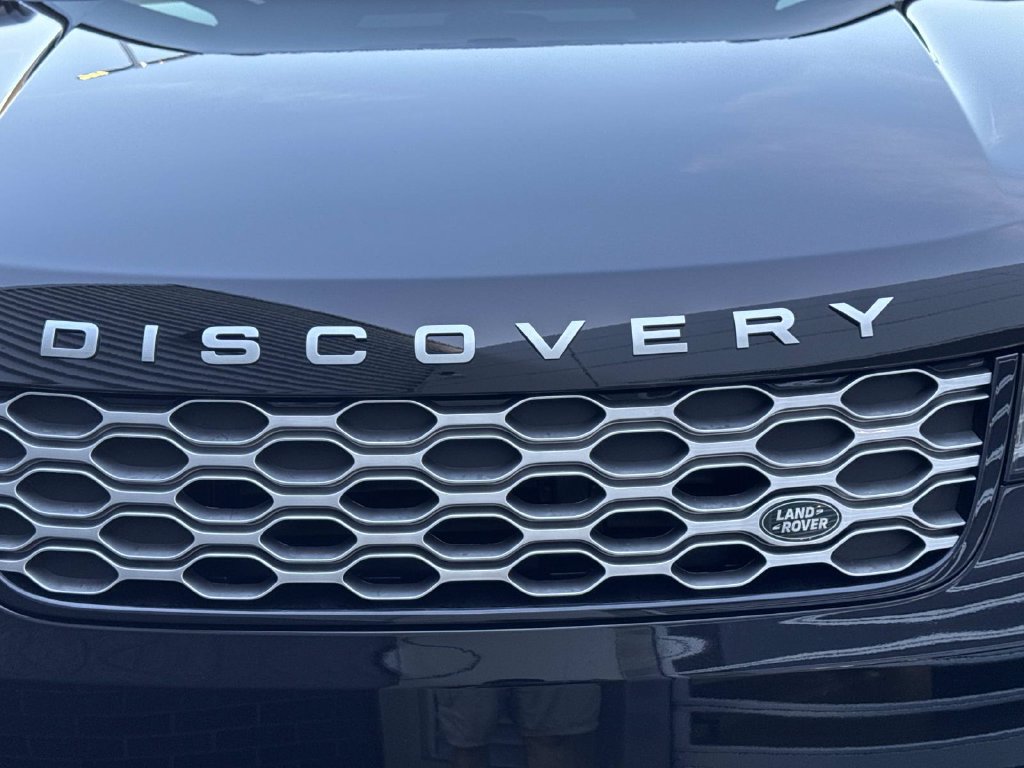 New 2026 Land Rover Discovery S AWD/4WD image 11