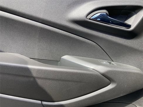 New 2026 Chevrolet Trax LT w/ Driver Confidence Package image 15