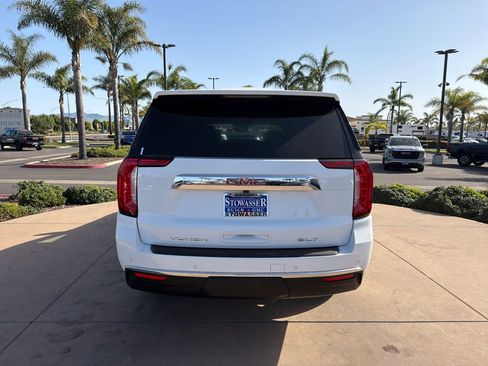 Used 2024 GMC Yukon XL SLT image 4