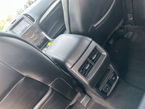 Used 2019 Ford Edge SEL w/ Equipment Group 201A AWD/4WD image 24