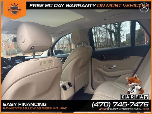Used 2018 Mercedes-Benz GLC 300 w/ Premium Package image 17