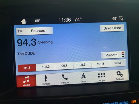 Used 2019 Ford Explorer Limited w/ Class III Trailer Tow Package AWD/4WD image 23