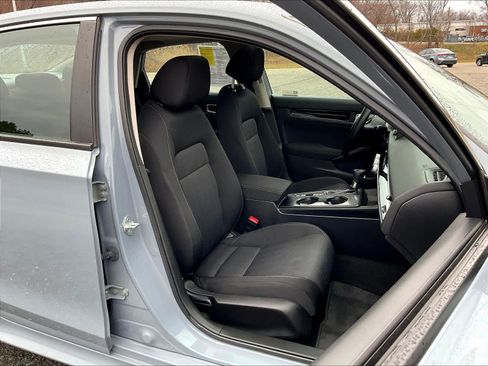 Used 2023 Honda Civic EX image 11