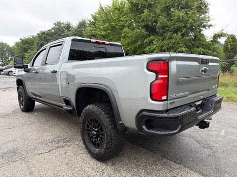Used 2026 Chevrolet Silverado 2500 ZR2 AWD/4WD image 4