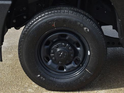 Used 2025 RAM 2500 Tradesman AWD/4WD image 10