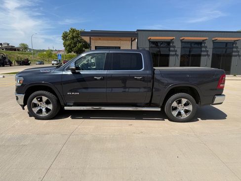 Used 2020 RAM 1500 Laramie AWD/4WD image 8