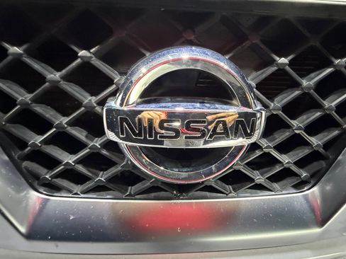 Used 2019 Nissan Frontier PRO-4X w/ Pro-4x Luxury Package image 23