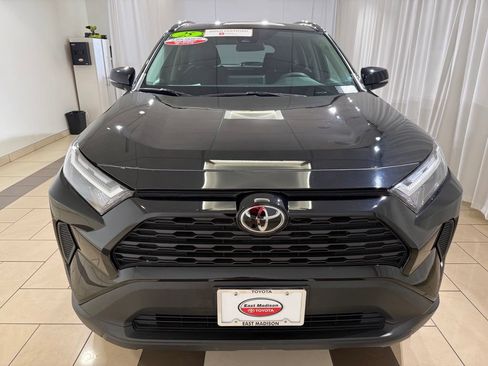 Certified 2025 Toyota RAV4 XLE AWD/4WD image 8