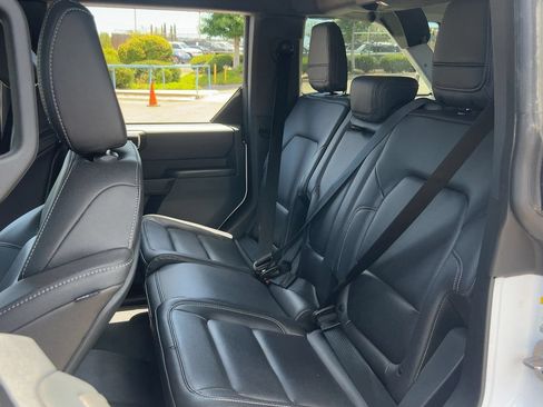 Used 2025 Ford Bronco Big Bend AWD/4WD image 10