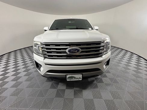 Used 2019 Ford Expedition Max XLT w/ Equipment Group 201A AWD/4WD image 5