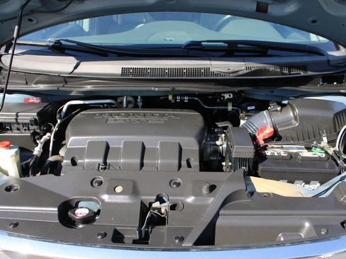 Used 2011 Honda Odyssey EX-L image 31