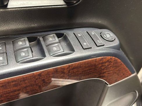 Used 2018 GMC Sierra 1500 SLE w/ Elevation Edition AWD/4WD image 16