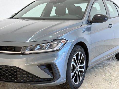Used 2025 Volkswagen Jetta Sport FWD image 18