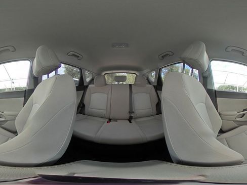 Used 2025 Kia Soul LX w/ LX Technology Package FWD image 39