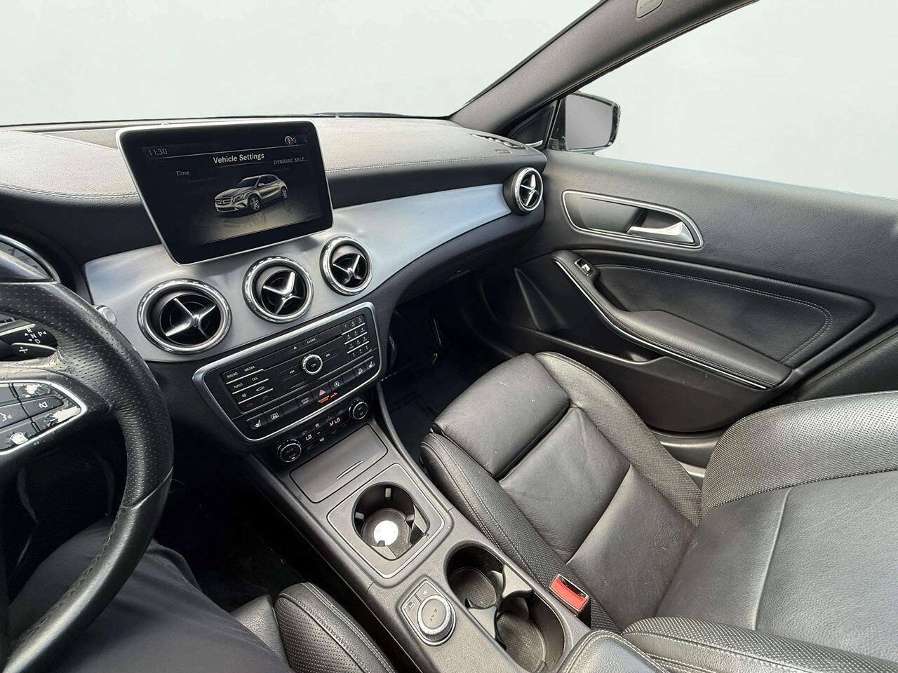 Used 2016 Mercedes-Benz GLA 250 4MATIC image 18