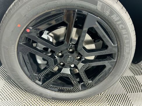 Certified 2025 Kia Telluride EX X-Line AWD/4WD image 11