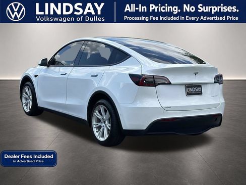 Used 2022 Tesla Model Y Long Range AWD/4WD image 5