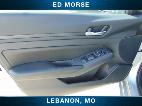 Used 2022 Nissan Altima 2.5 S FWD image 16
