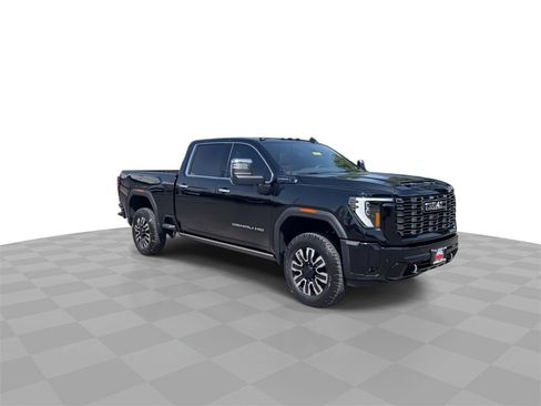 New 2025 GMC Sierra 3500 Denali Ultimate image 2