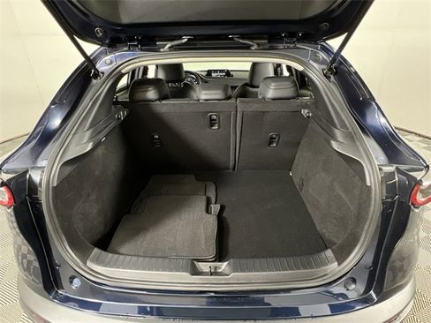 Certified 2025 MAZDA CX-30 AWD 2.5 S w/ Select Sport Pkg image 17