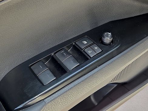 Used 2025 Toyota Camry LE FWD image 22