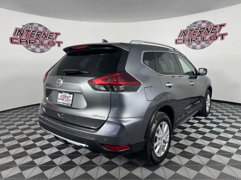 Used 2020 Nissan Rogue SV image 7