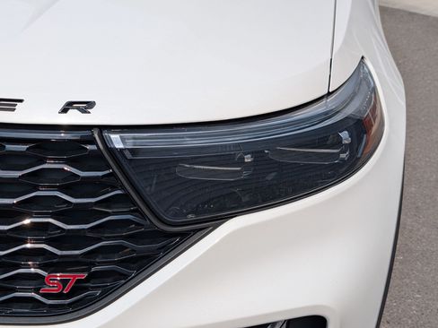 Used 2020 Ford Explorer ST w/ ST High-Performance Pack AWD/4WD image 9
