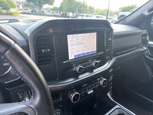 Used 2022 Ford F150 XLT w/ Equipment Group 301A Mid image 10