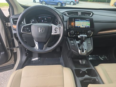 Used 2019 Honda CR-V Touring image 17