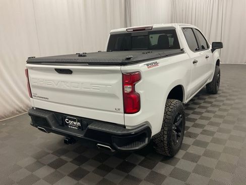 Used 2021 Chevrolet Silverado 1500 LT Trail Boss w/ Convenience Package II image 3