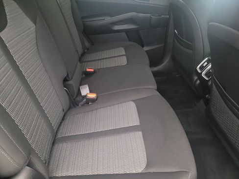 Used 2022 Kia Sorento LX image 19