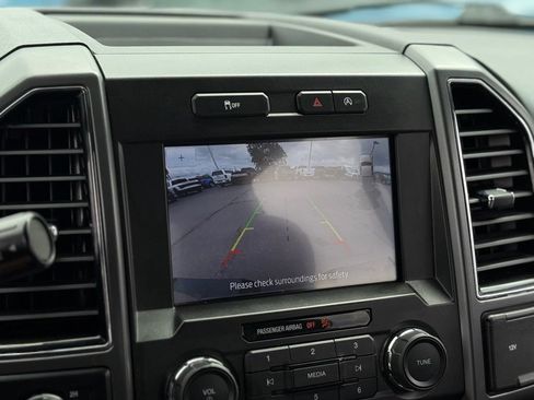 Used 2020 Ford F150 XLT w/ Equipment Group 302A Luxury AWD/4WD image 4