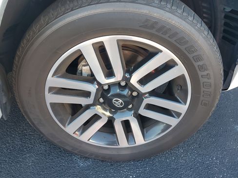 Used 2023 Toyota 4Runner Limited image 8