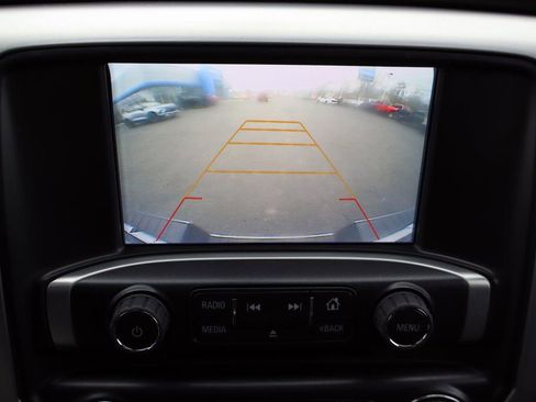 Used 2017 GMC Sierra 1500 SLE w/ SLE Value Package image 12