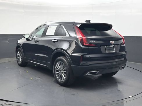 Used 2024 Cadillac XT4 Premium Luxury FWD image 7
