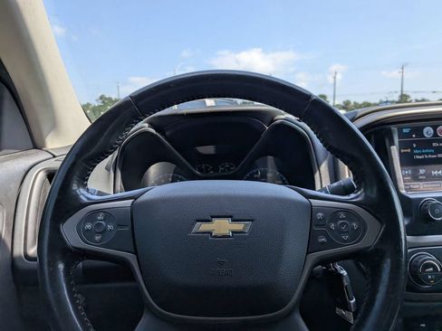 Used 2016 Chevrolet Colorado Z71 RWD image 19