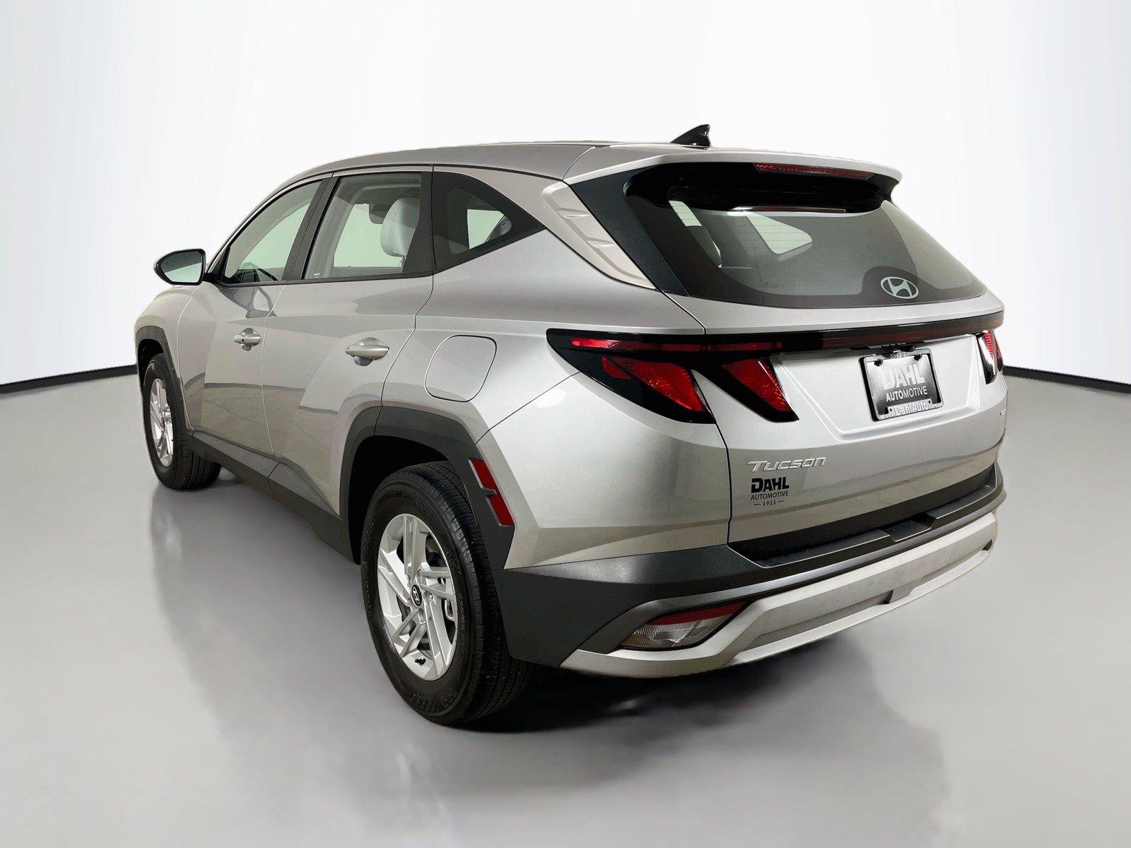Used 2025 Hyundai Tucson SE AWD/4WD image 10