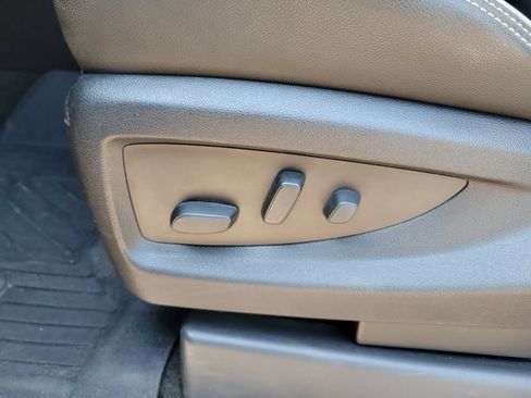 Used 2018 Chevrolet Silverado 1500 High Country AWD/4WD image 20