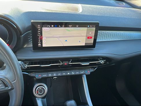 Used 2024 Alfa Romeo Tonale Sprint image 31