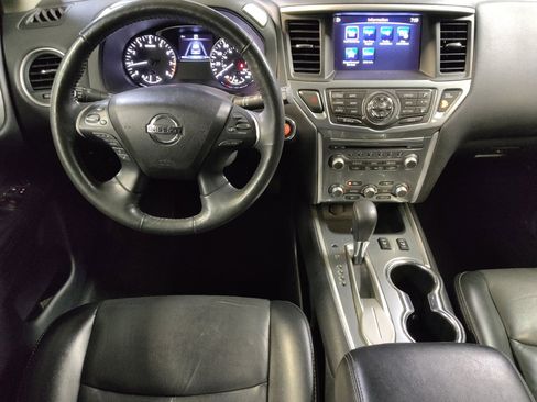 Used 2019 Nissan Pathfinder SL w/ SL Premium Package FWD image 22